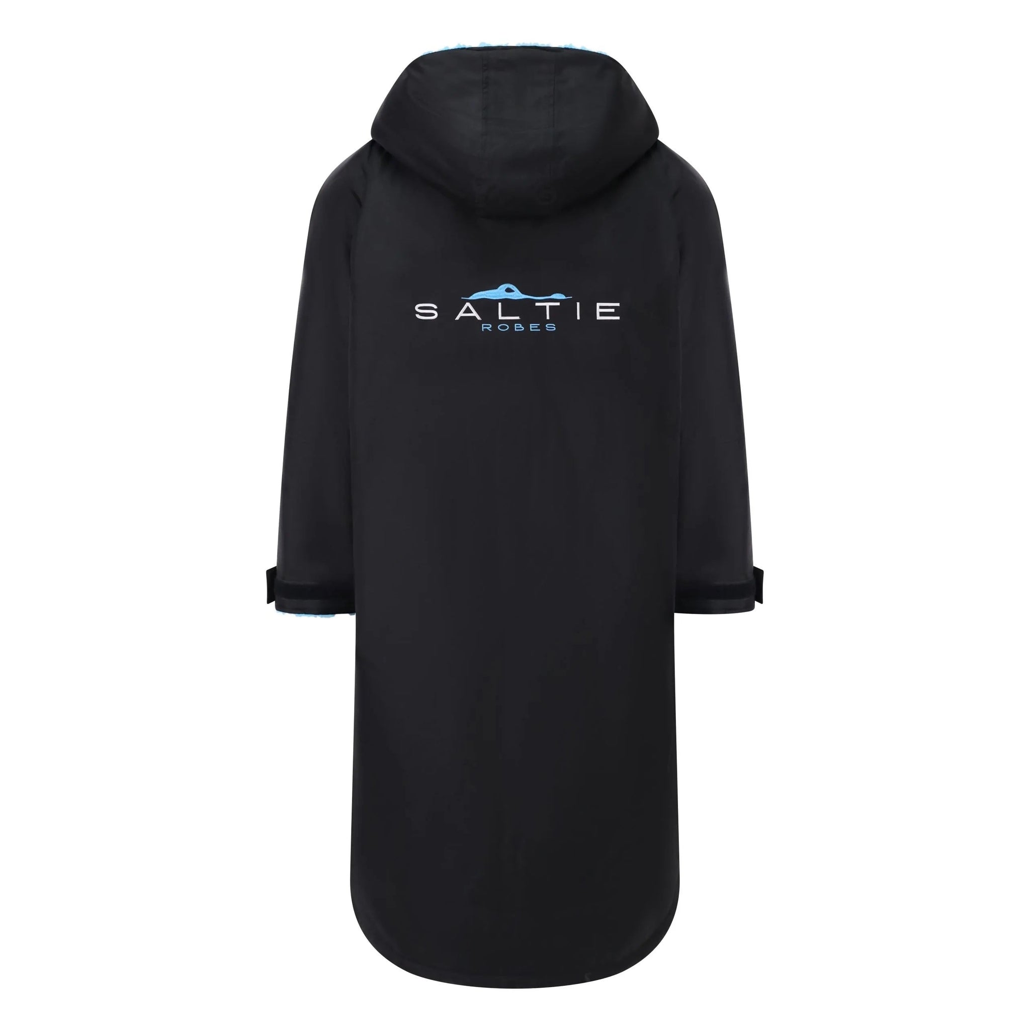 SALTIE Changing Robe in blue, weather resistant, perfect for changing on the beach and made using 100% recycled materials. The SALTIE changing robe is designed keep you warm and dry during your sea swim, beach walks and all of your outdoor adventures.